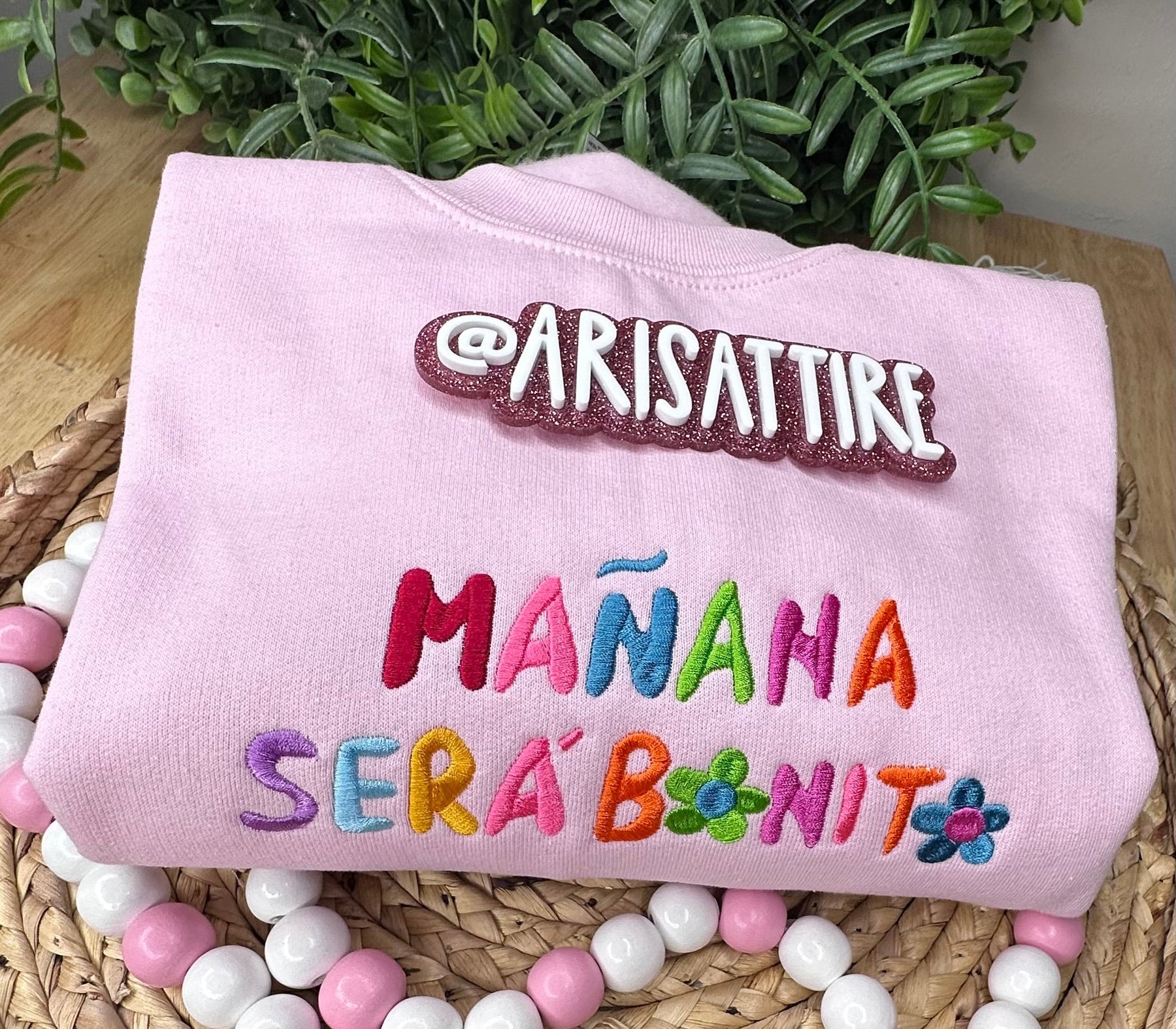 Mañana será bonito crew neck,Karolg,bichota, embroidery gifts for everyone